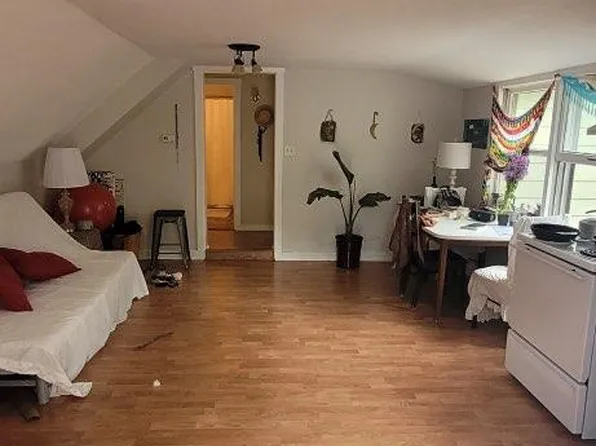 308 E Oregon St #1/2, Urbana, IL 61801