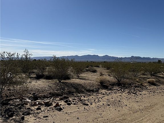 3rd image of 306-47-014F Earl Dr.
