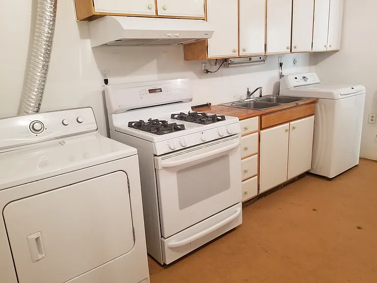 2116 Thaler Ave #3 — Photo 8