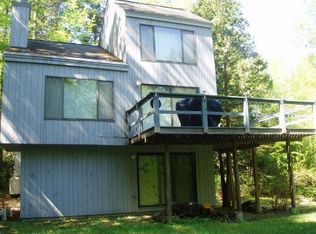 52 Briarcliff Cir, Campton, NH 03223