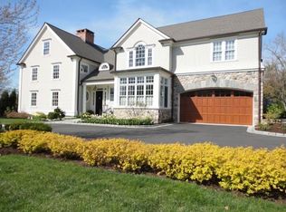2 Bishops Gate, Darien, CT 06820