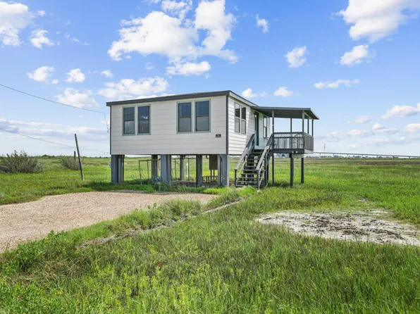 714 Caisson St, Surfside Beach, TX 77541