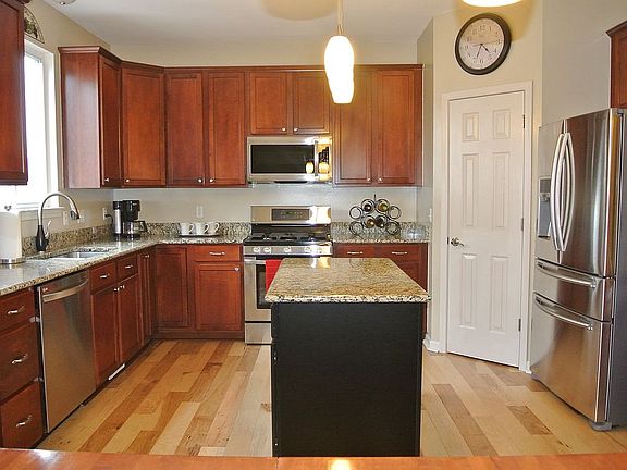 Granite Island Kitchen