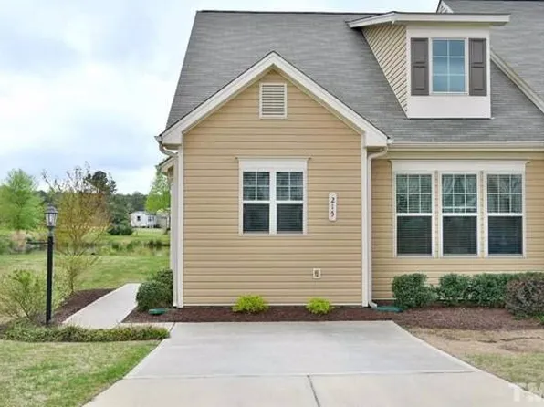 215 Crosby Ln, Garner, NC 27529