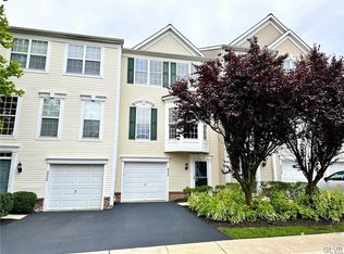 8542 Gateway Rd, Breinigsville, PA 18031