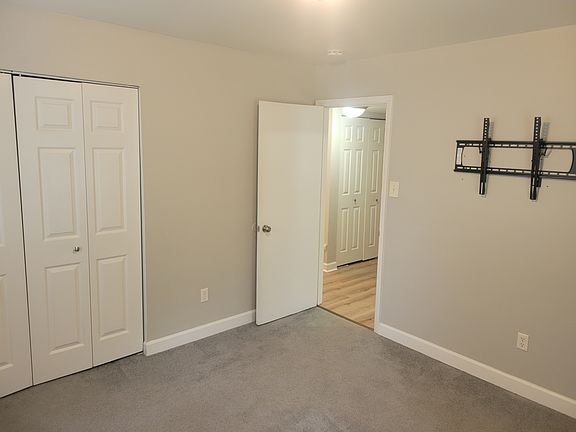 4th image of 508 Solar Dr