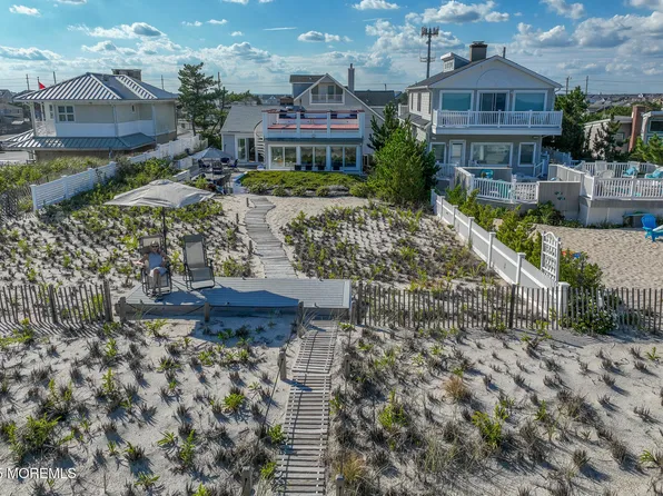 14 Falls Rd, Mantoloking, NJ 08738