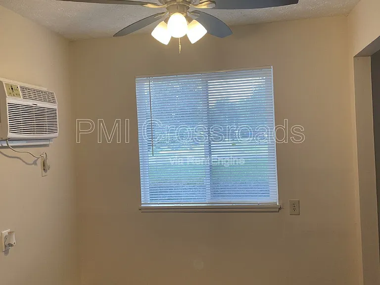 Myers Landing — Photo 28