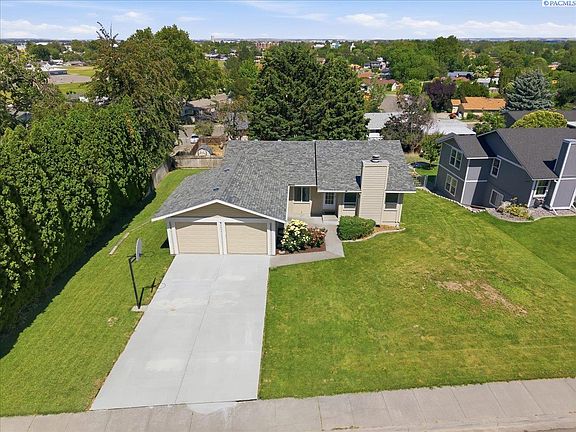 2nd image of 1024 W 14th Ave