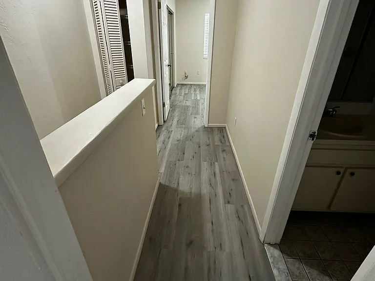 175 Yorktowne Dr #10 — Photo 17