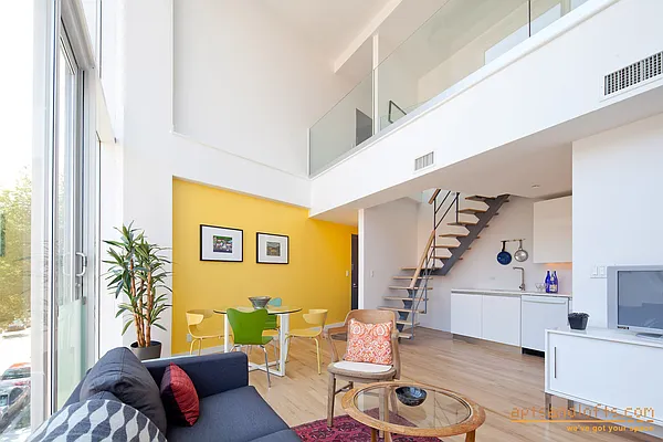 Sold by aptsandlofts.com | media 10