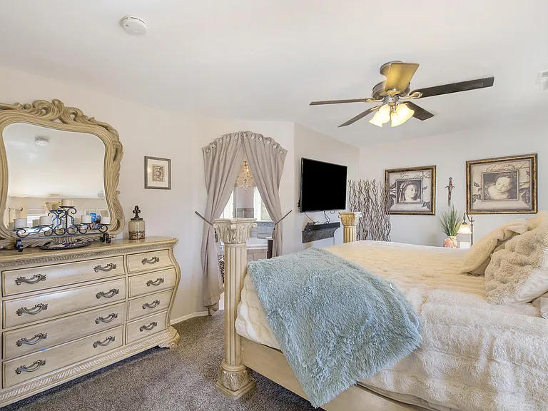 11058 Oswego St — Photo 7