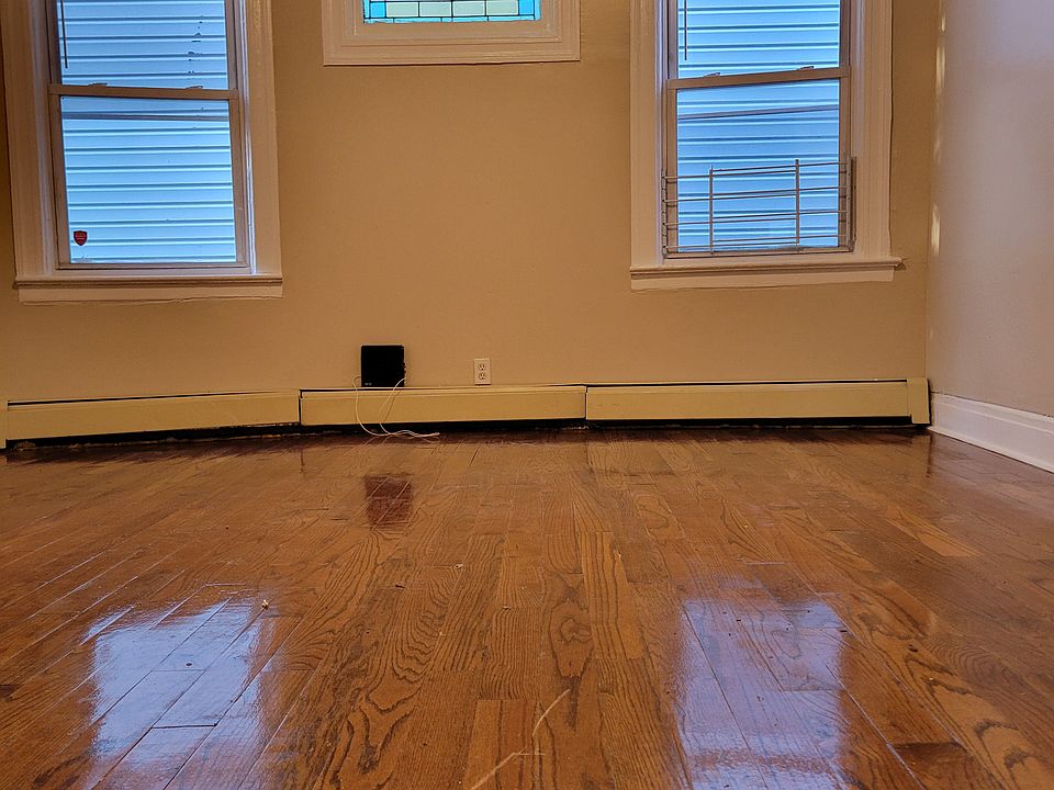 1st image of 48 N 18th St #2