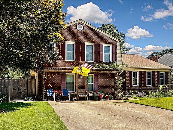 3rd image of 5012 Kemps Farm Pl