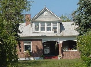 1113 Adams St NW, Roanoke, VA 24017