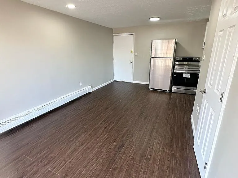 3118 W 14th St #301 — Photo 3