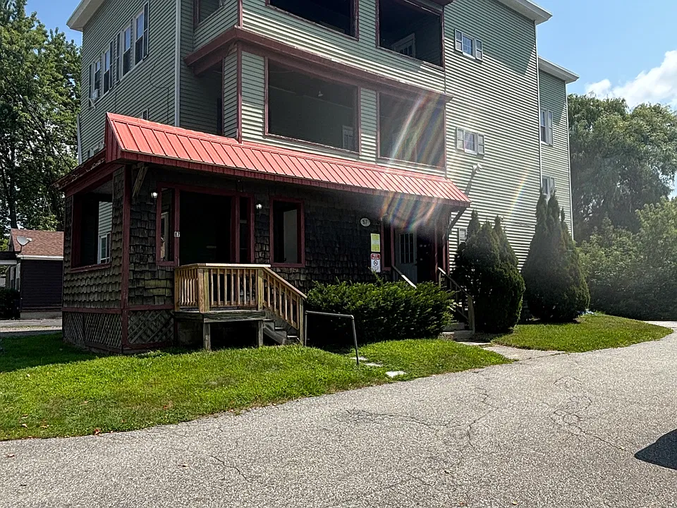 67 Old Greene Rd #2A