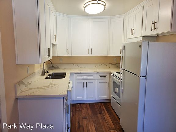 3rd image of 545 Park Way #27