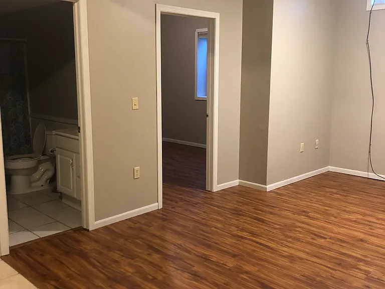 204 E 4th St #210 — Photo 9