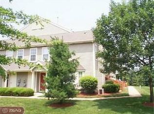 105 Pertwood Ct #105, Mount Laurel, NJ 08054