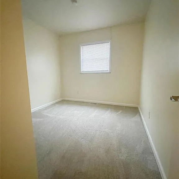 712 Juniper Dr — Photo 12