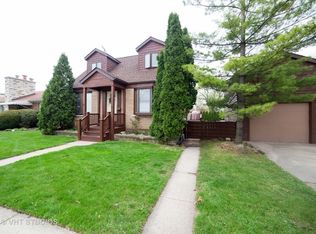 4115 Sunnyside Ave, Brookfield, IL 60513