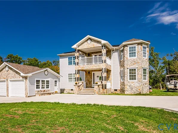 121 Tammy Dr, White Stone, VA 22578