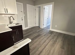 228 S 5th St #1F, Elizabethport, NJ 07206