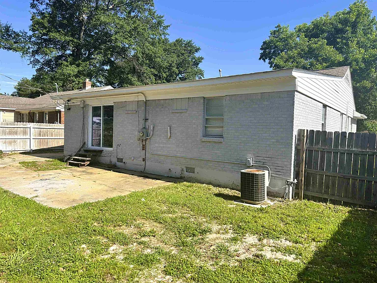 4669 Durbin Ave — Photo 18