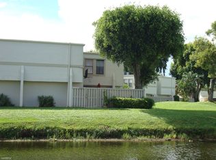 1592 Shaker Cir, Wellington, FL 33414