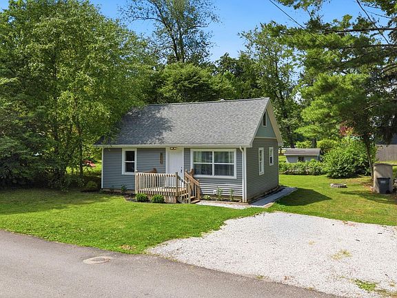 3rd image of 8266 E Asbury Ln