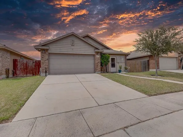 6113 Choctaw Dr, Corpus Christi, TX 78415