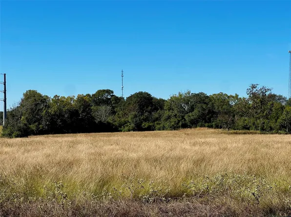 Alleyton Rd, Columbus, TX 78934