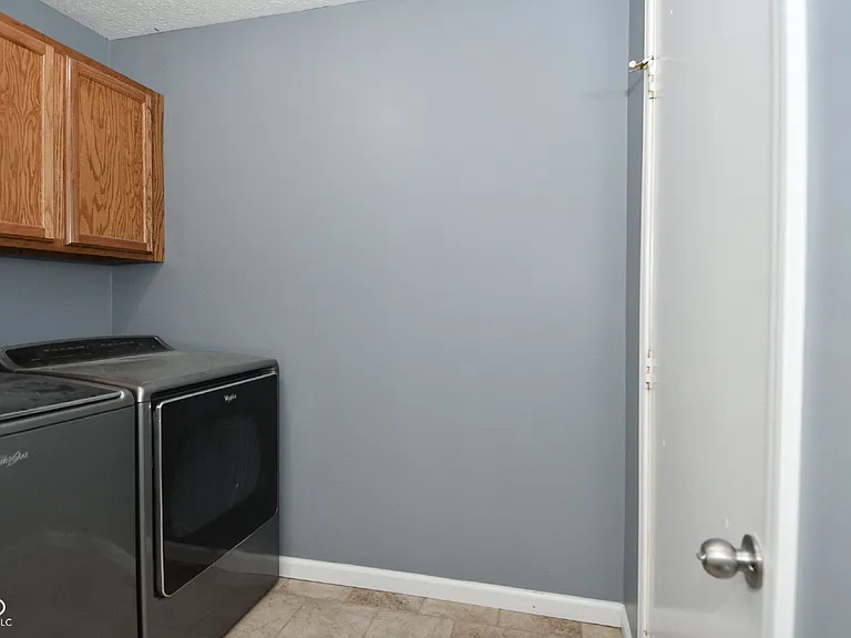 7826 Five Points Rd — Photo 20