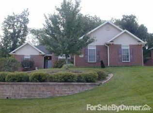 275 Madelines Park Cir, Jefferson City, MO 65109
