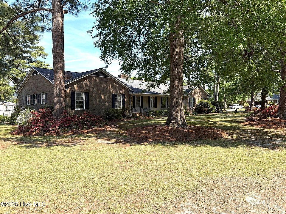2nd image of 1101 Oakview Dr