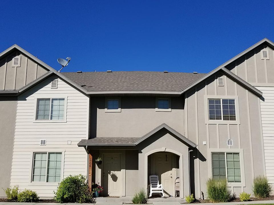 1st image of 1706 E Dragonfly Ln