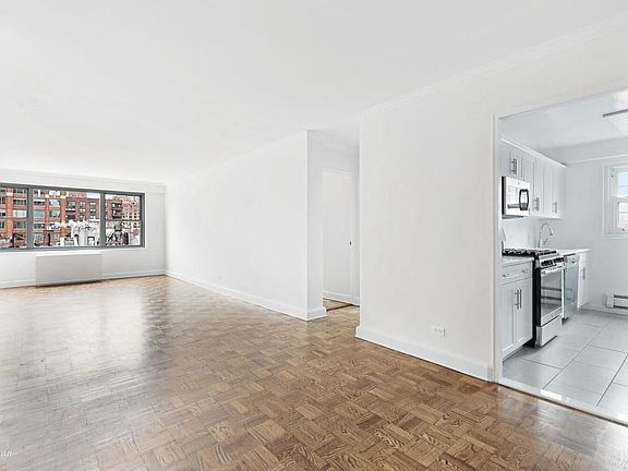 4th image of 353 E 83rd St APT 9C