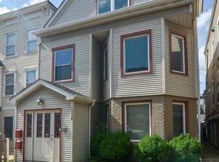 1530 W Diversey Pkwy, Chicago, IL 60614