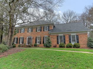 5630 Glen Forest Dr, Charlotte, NC 28226