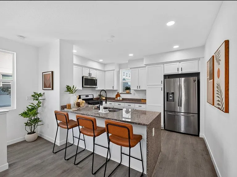 802 Garden St — Photo 20