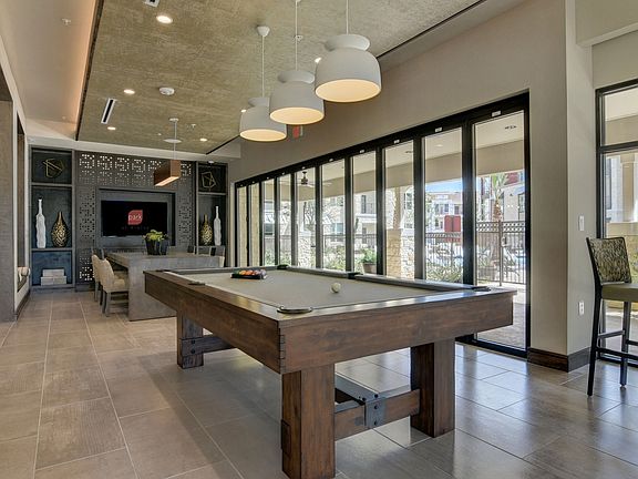 Clubhouse - Pool Table & Conference Table at Park at Rialto Apartments, San Antonio