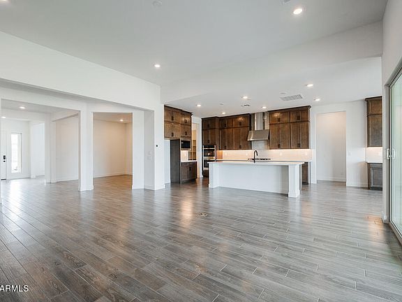 2nd image of 10006 S 37TH Avenue