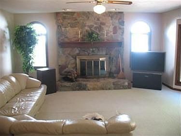 4th image of 6189 Tourelle Dr