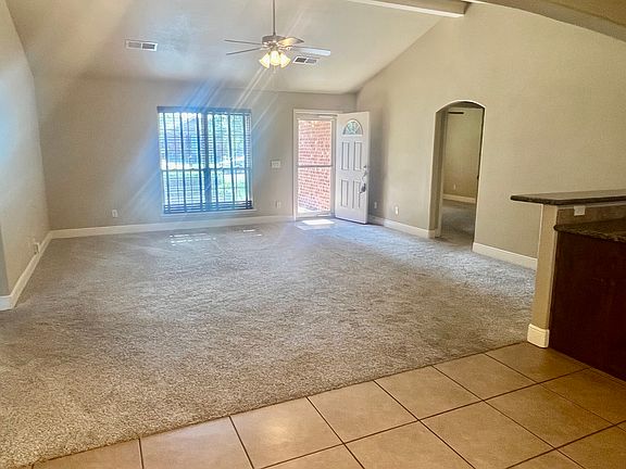 5th image of 4523 Willow St