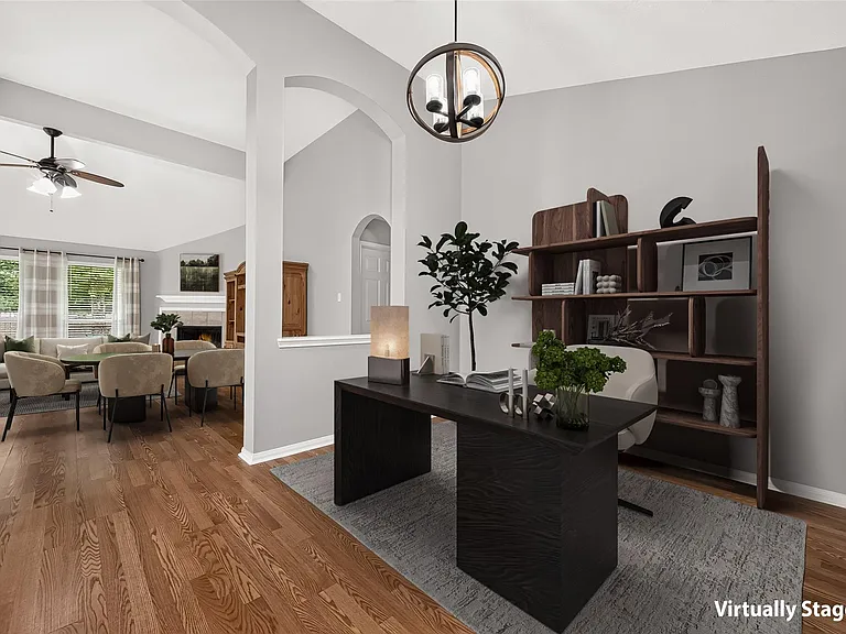 1810 Ashton Village Dr — Photo 4