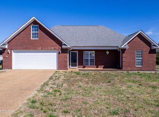 210 Sparrow Cv, Medina, TN 38355