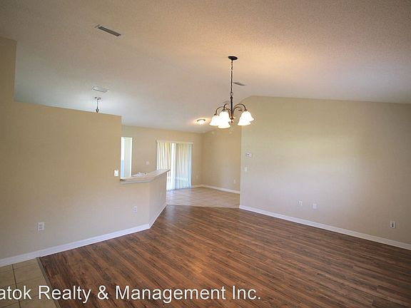 5th image of 109 Red Mill Dr