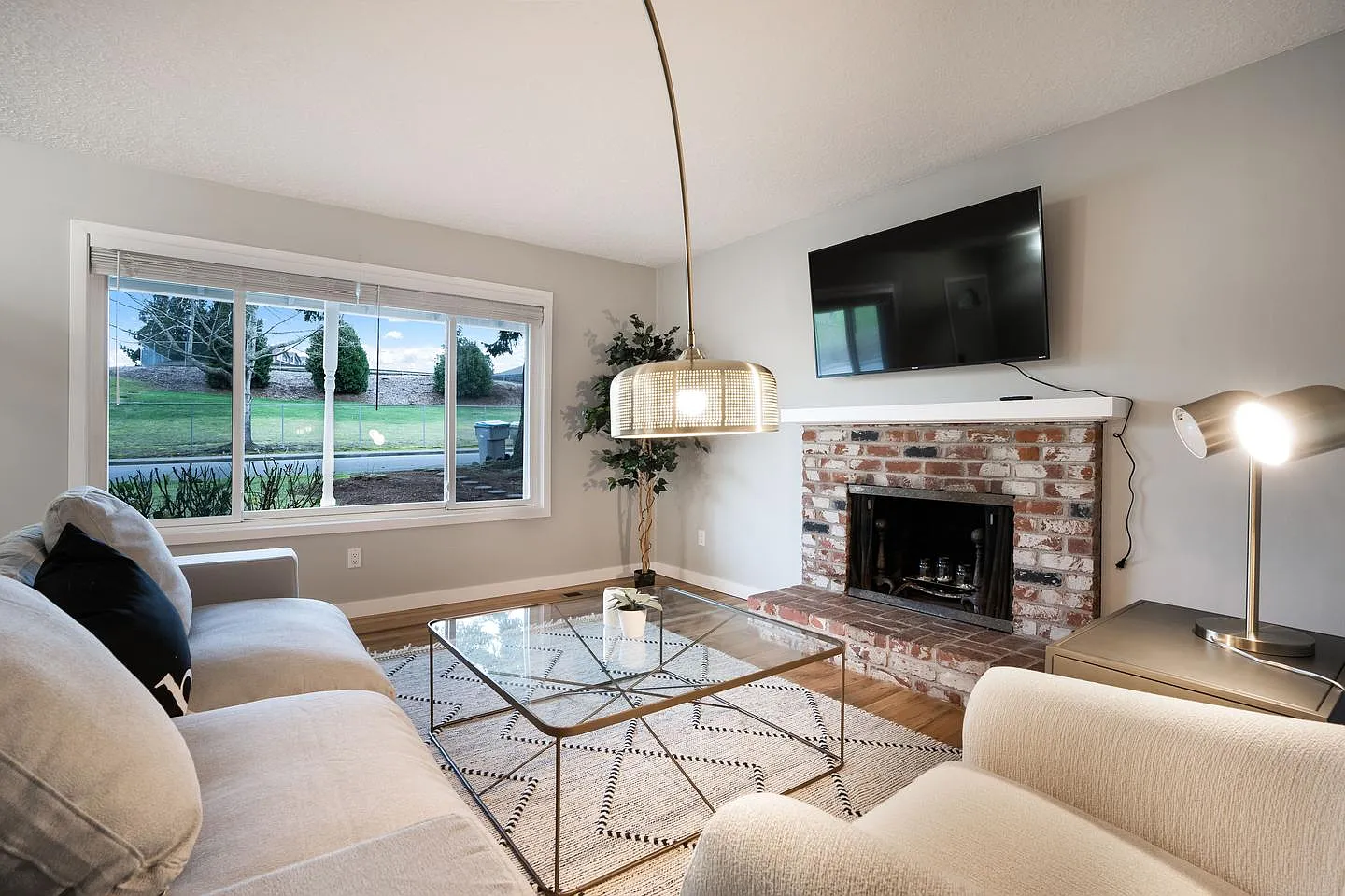 Wonderfully remodeled Beaverton home by Nike HQ — Photo 2