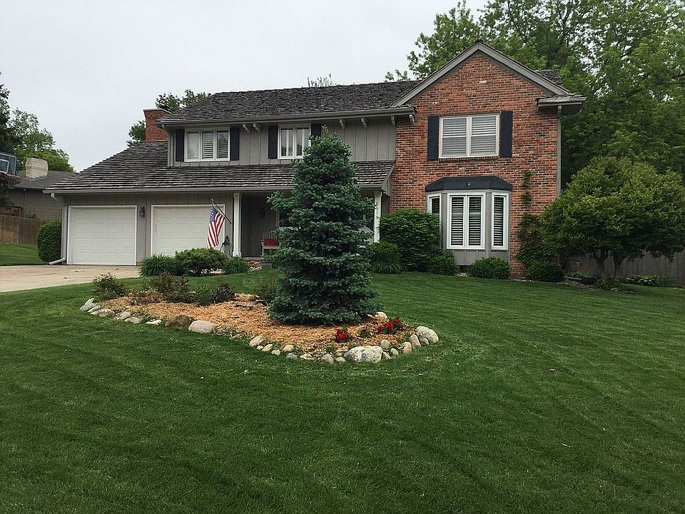 1st image of 5615 S 126th Cir